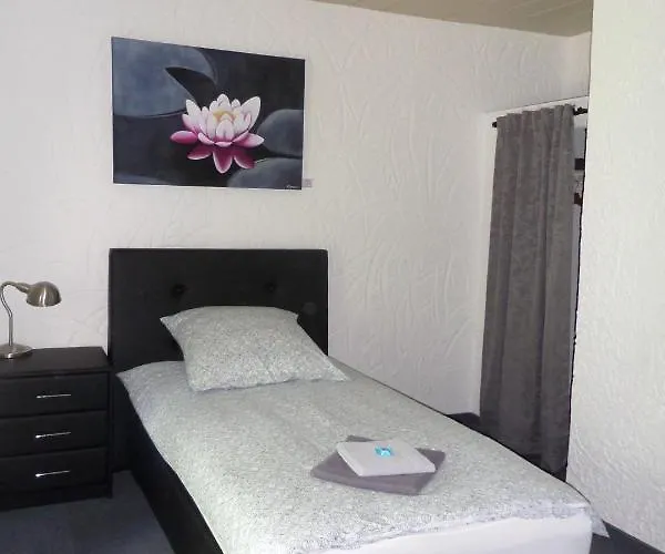 Haus Gerry * Düsseldorf